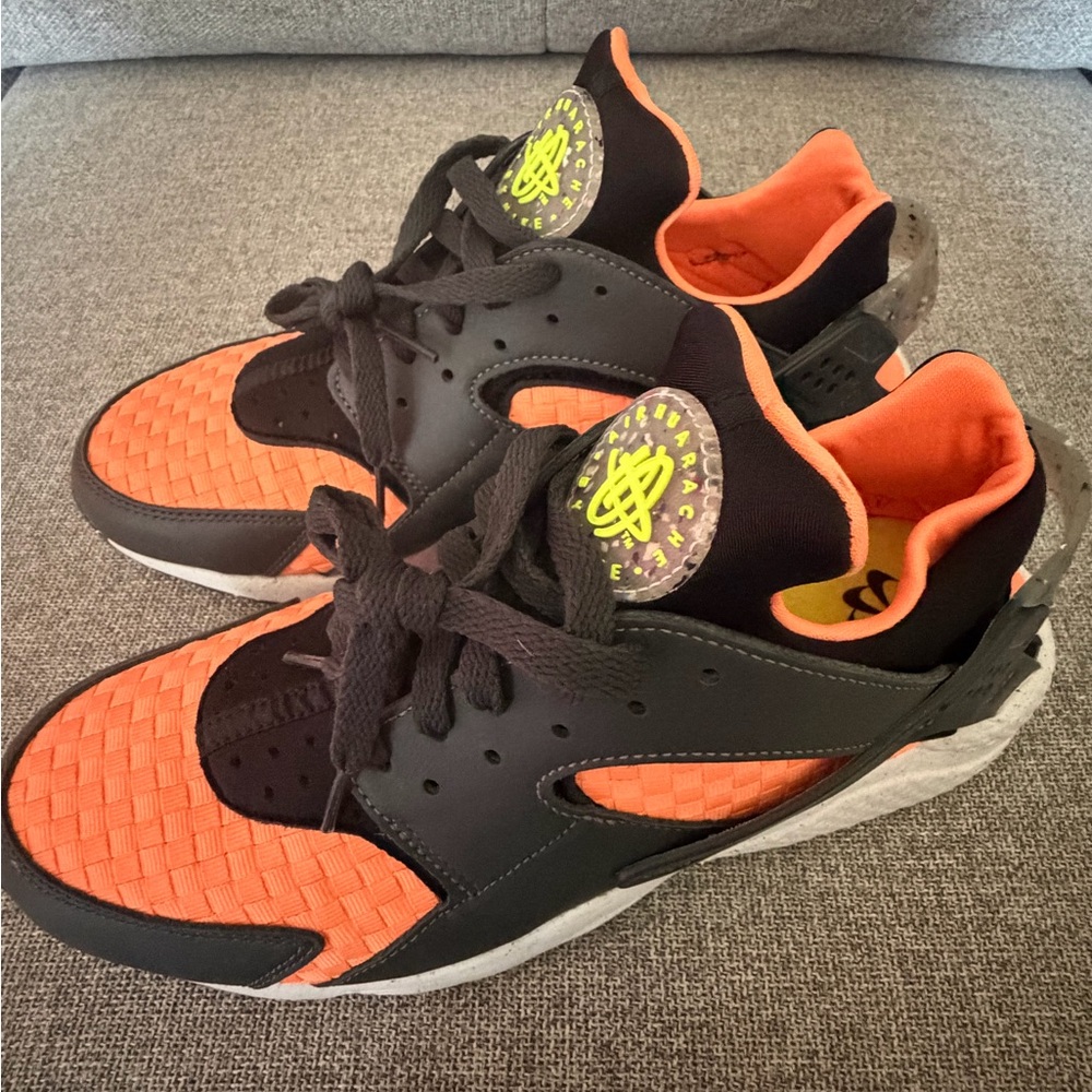 Nike Air Huarache Crater Premium “Black Atomic Orange”